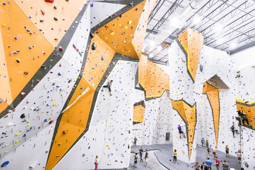 室內(nèi)攀巖墻設(shè)施廠家 大型攀巖設(shè)施廠家