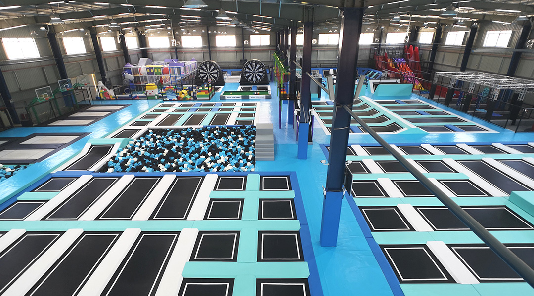 蹦床樂(lè)園設(shè)備廠家