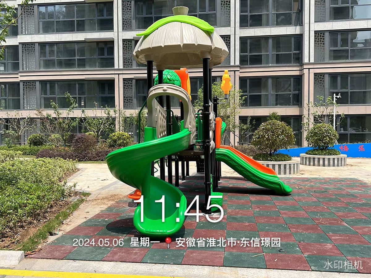 兒童滑滑梯設備廠家