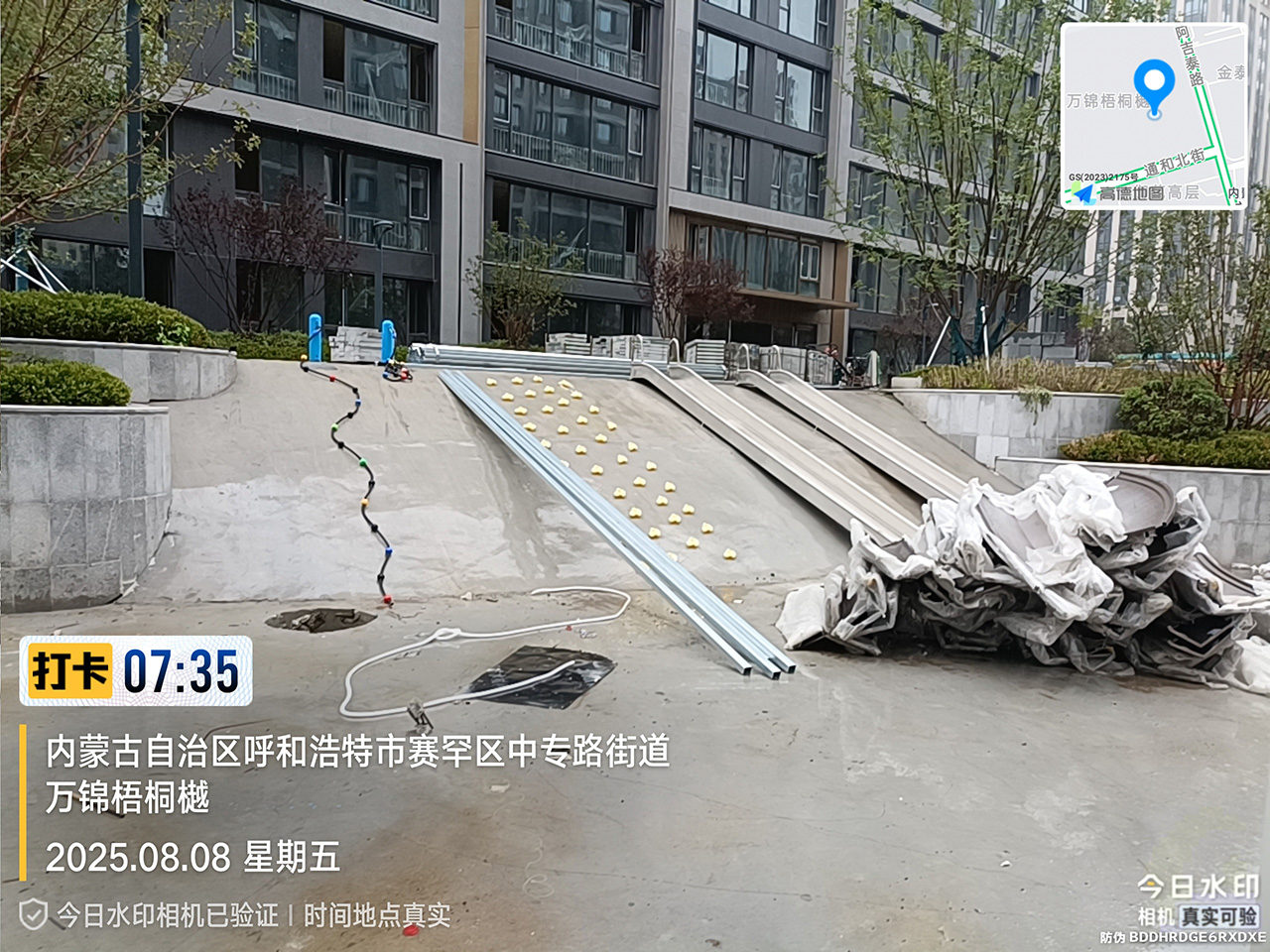 不銹鋼滑梯設(shè)備 不銹鋼滑梯設(shè)備